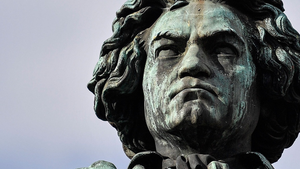 Beethovenstatue, Kopf