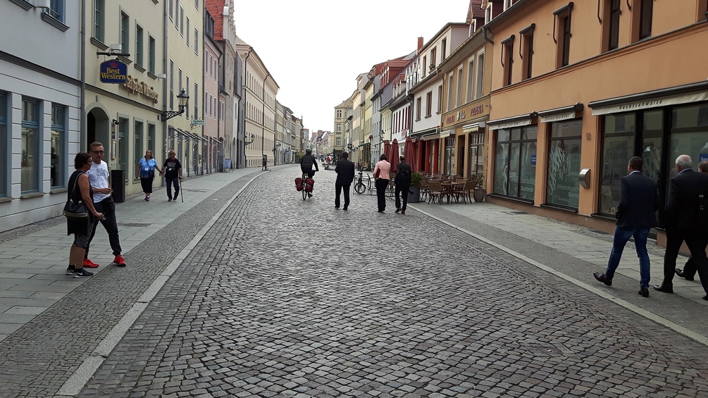 Noch sind die Straßen der Wittenberger Altstadt leer