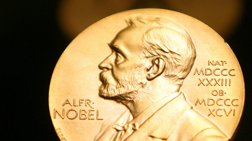  Eine Medaille mit dem Konterfei von Alfred Nobel.