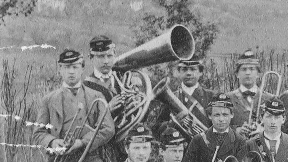 Doyle mit seinem Bombardon