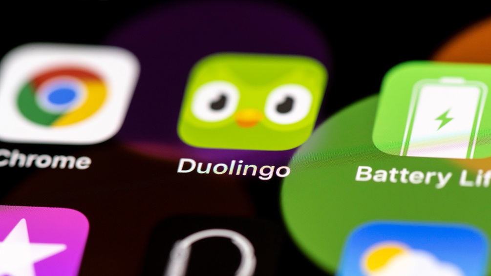 Duolingo-App auf dem Handysdisplay, Icon