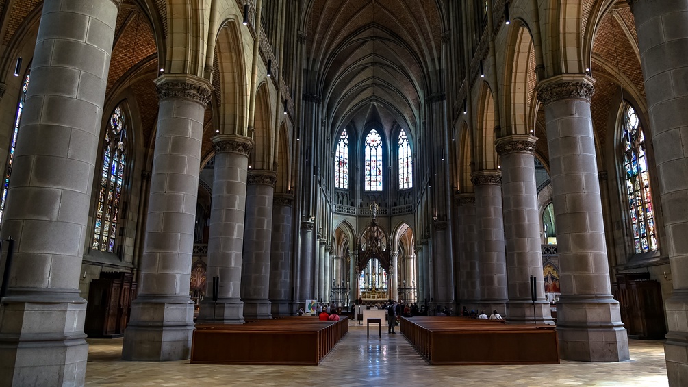 Mariä-Empfängnis-Dom, Innenansicht