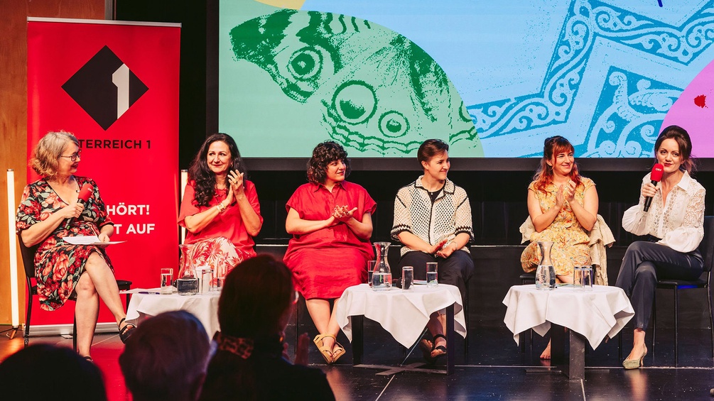 Carinthischer Sommer 2026: Intendantin Nadja Kayali, die Festival-Artists Golnar Shahyar und Anna Anderluh, die Autorinnen Tara Meister und Tamara Tajner