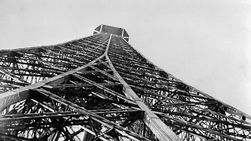 Der Eiffelturm um 1887