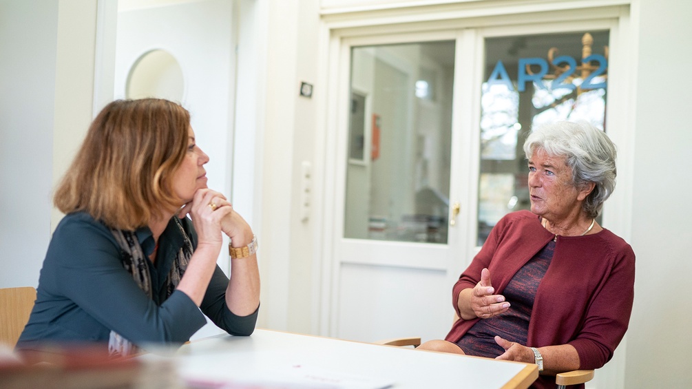 ORF/JOSEPH SCHIMMER Renata Schmidtkunz im Gespräch mit Heide Schmidt