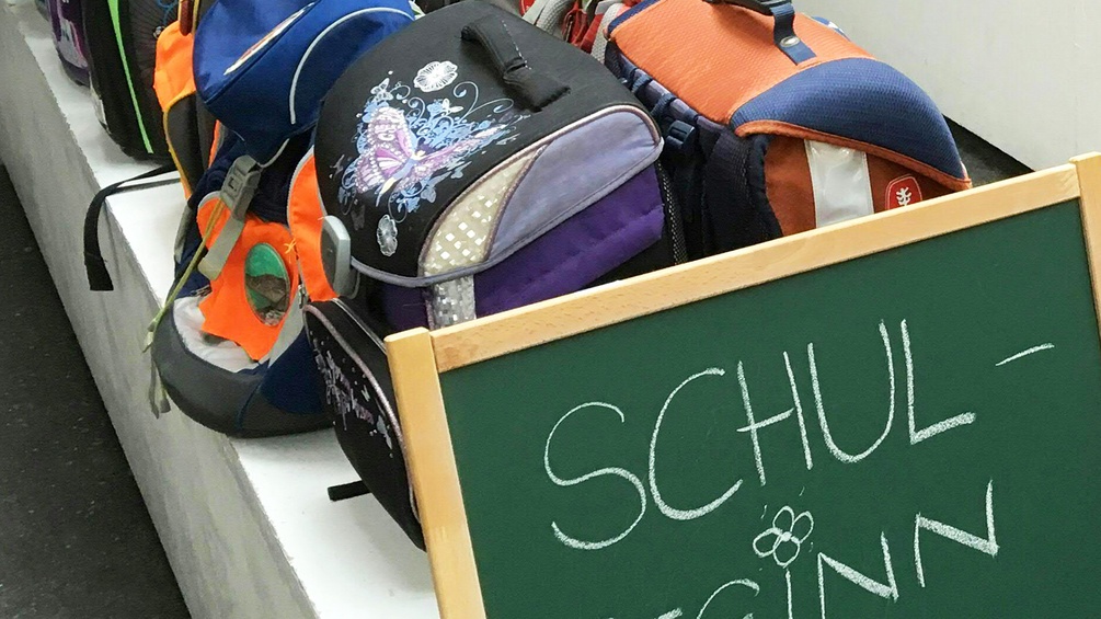 Schultaschen zu Schulbeginn