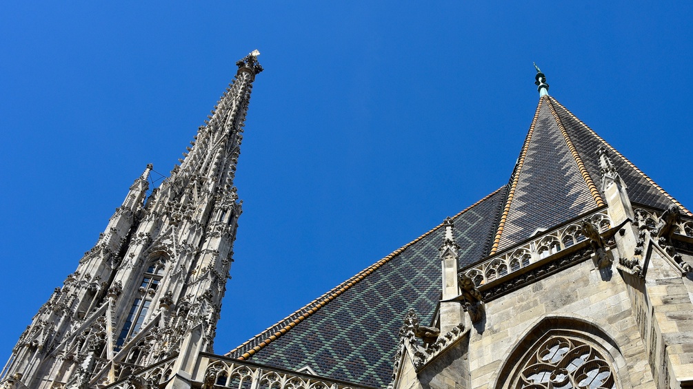 Südturm (links) des Stephansdoms