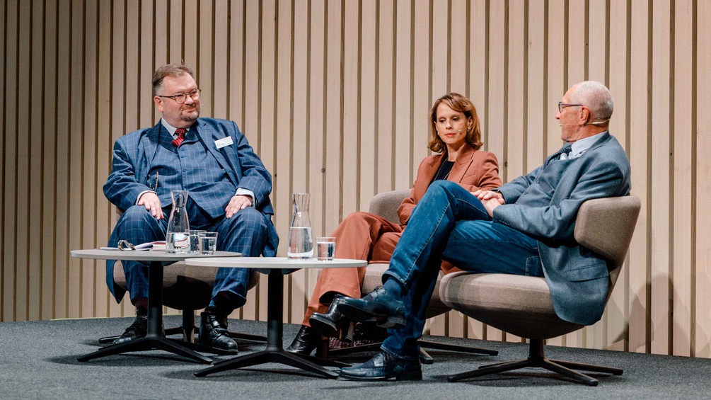 STEFANIE LÄSSER Martin Haidinger, Barbara Bleisch und Konrad Paul Liessmann