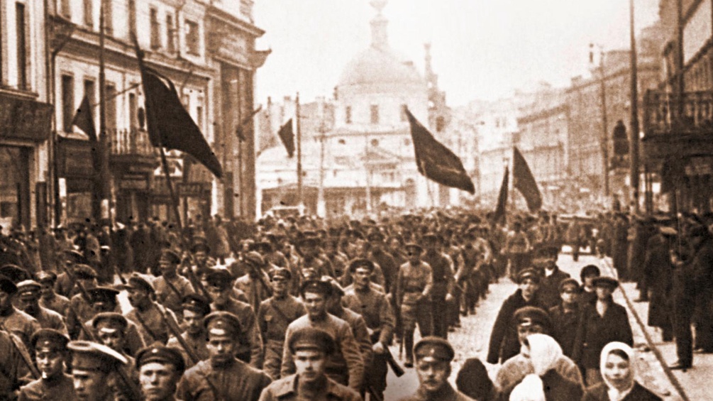 Ausschnitt eines Buchumschlags, russische Revolution