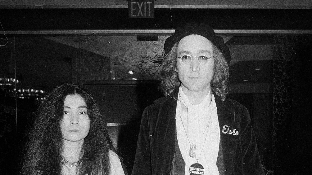 Yoko Ono und John Lennon, 1975