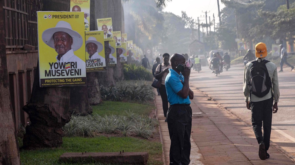 Straßenszene in Uganda