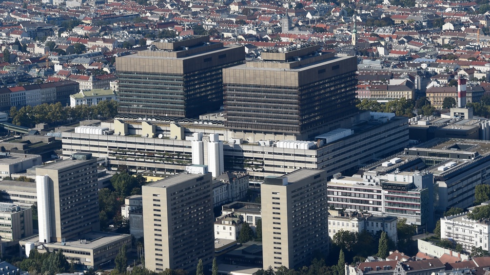 Das Wiener Allgemeine Krankenhaus (AKH), Luftaufnahme