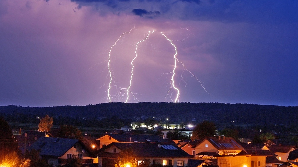 Blitze über Braunau.