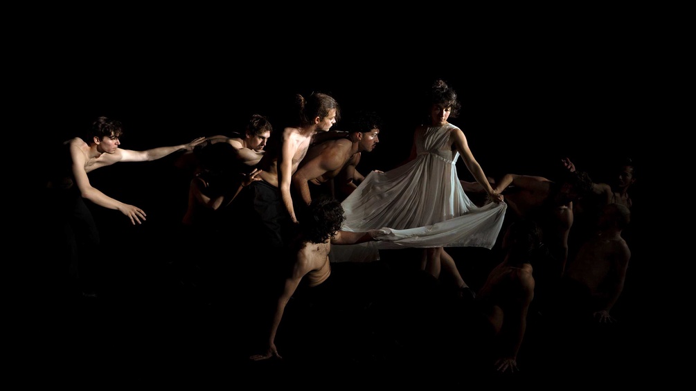 FLORIAN HETZ Choreografieproben für „Maria Stuarda“ mit Mitgliedern von SEAD