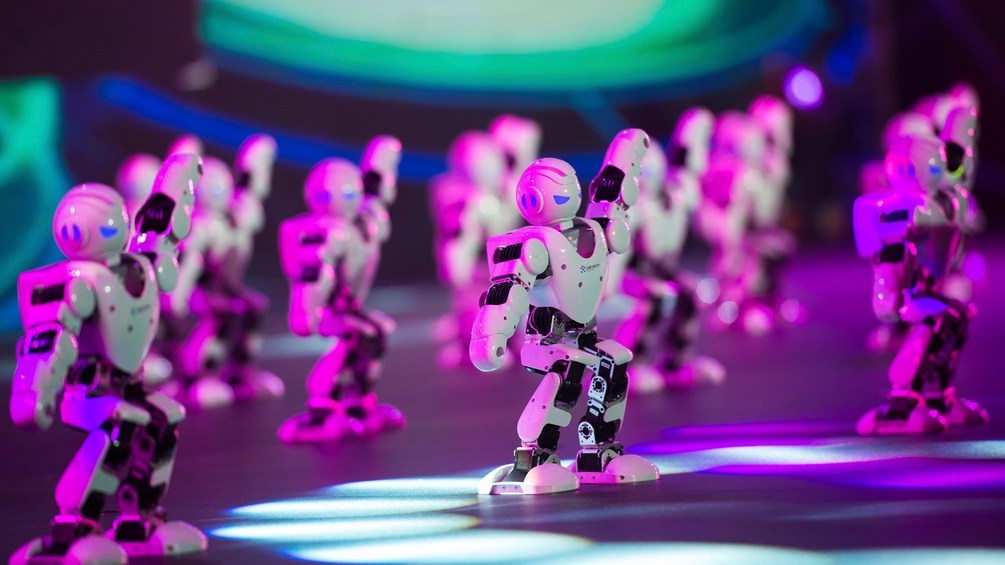AP/BLANCHES Tanzende Roboter