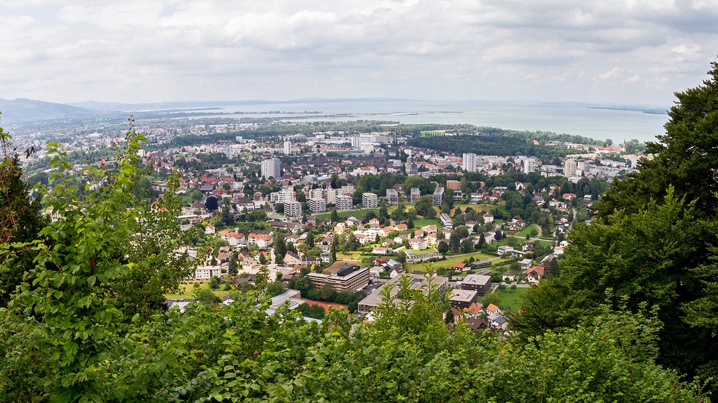 Blick vom Gebhardsberg über Bregenz zum Bodensee, Vorarlberg