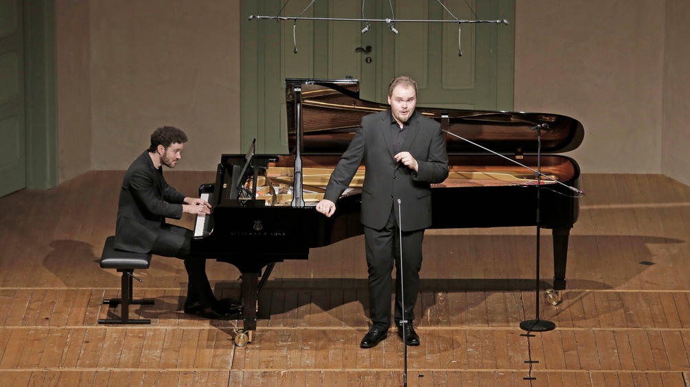 Alexander Grassauer und Ammiel Bushakevitz