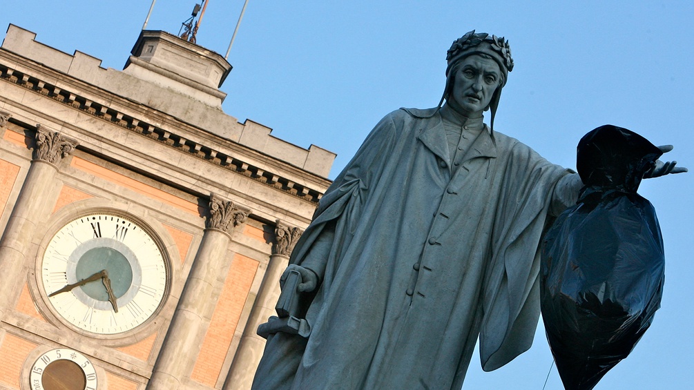 Statue von Dante Alighieri