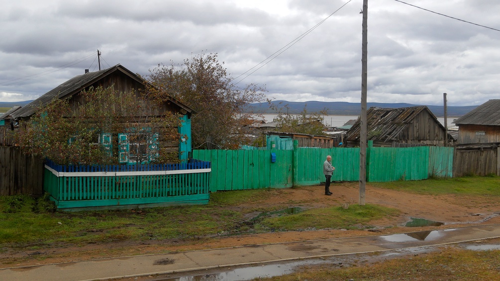 Häuserzeile in Sibirien