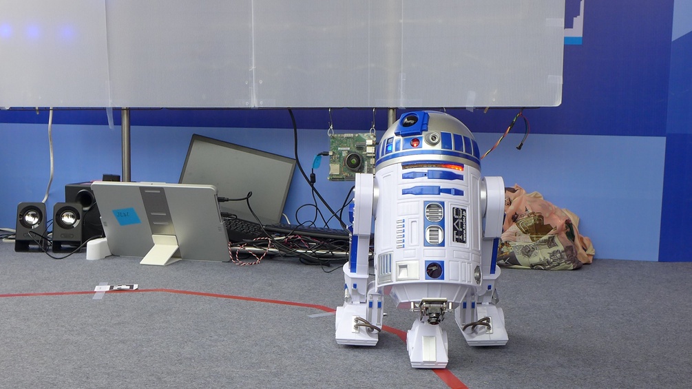 Roboter auf der maker Faire