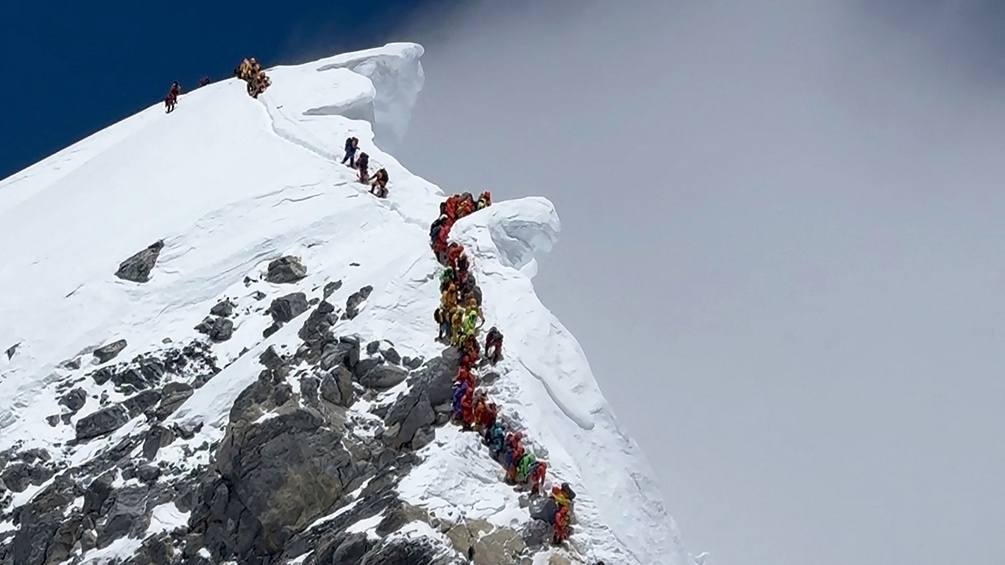 Rush-Hour: Mount-Everest-Gipfelanstieg, Mai 2026