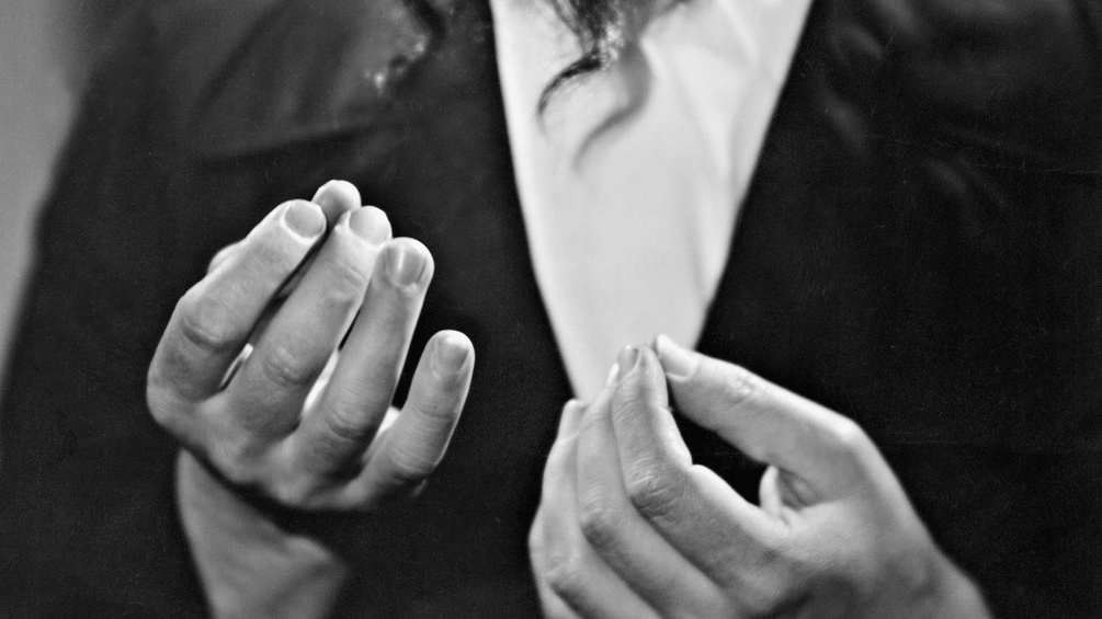 Hände von Ferdinand Marian in "Jud Süß", 1940