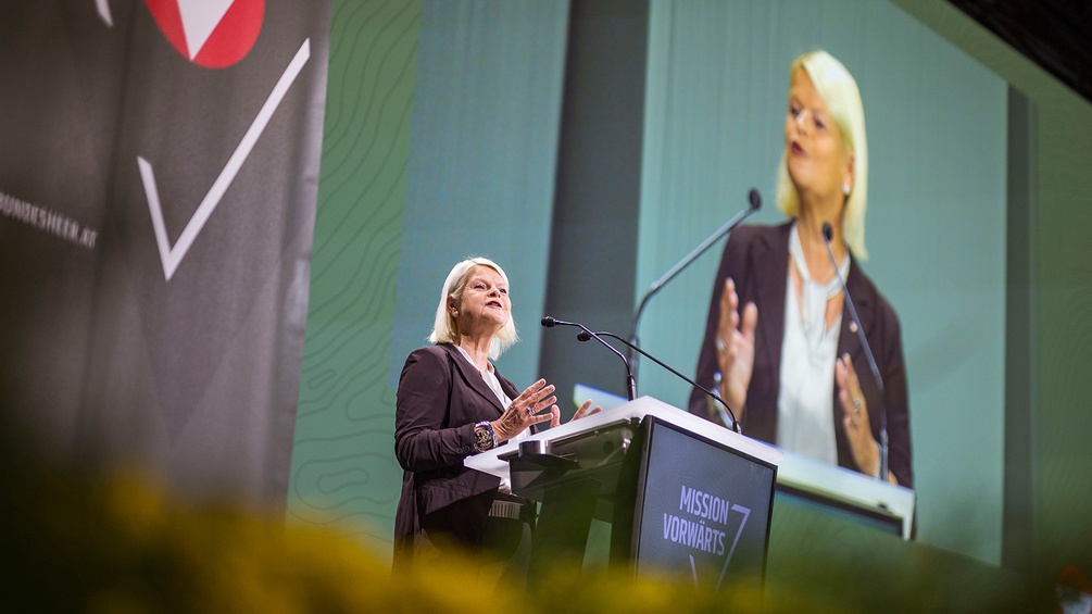 OTS/HBF/PAUL KULEC IKT-Sicherheitskonferenz: Klaudia Tanner