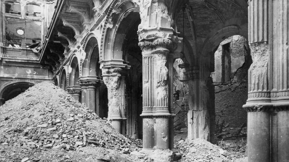 ÖNB Bombenschäden an der Wiener Staatsoper, 1945