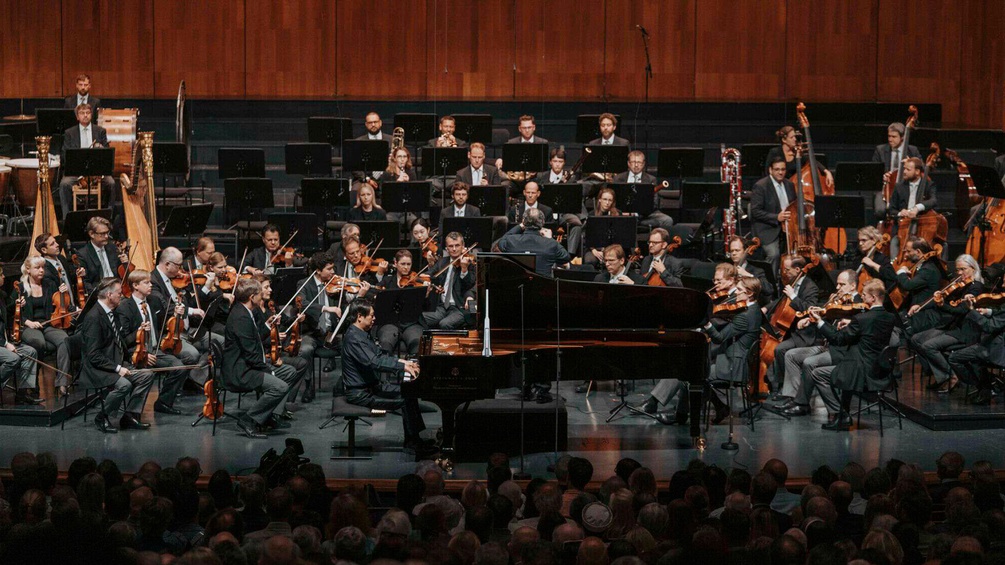 Wiener Philharmoniker, Dirigent: Tugan Sokhiev; Lang Lang, Klavier.