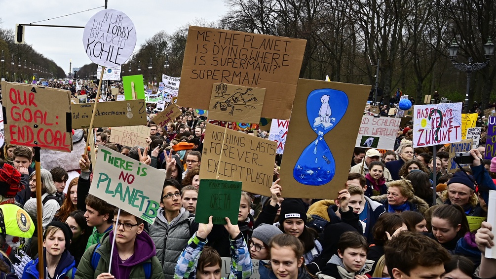 Schüler demonstrieren gegen den Klimawandel