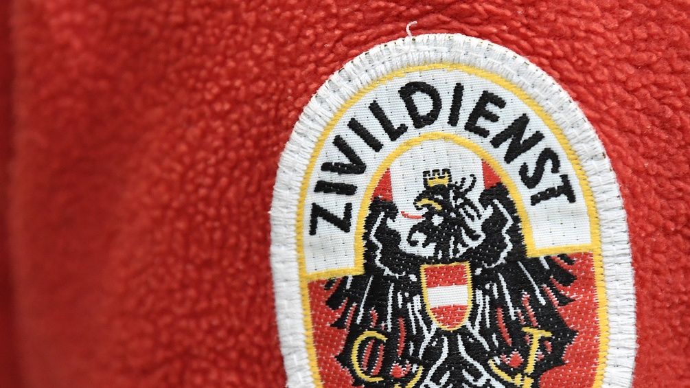APA/ROBERT JÄGER Zivildienst-Aufnäher
