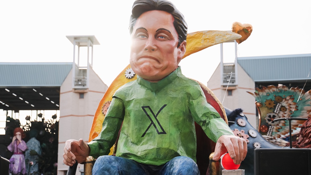 Elon Musk als Pappfigur