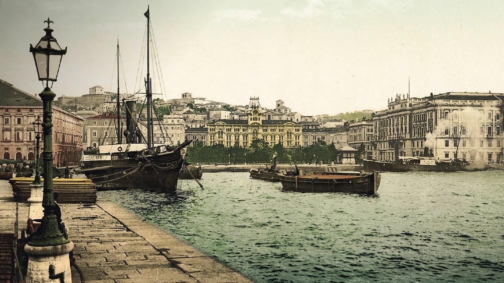 Historisches Foto des Triester Hafens