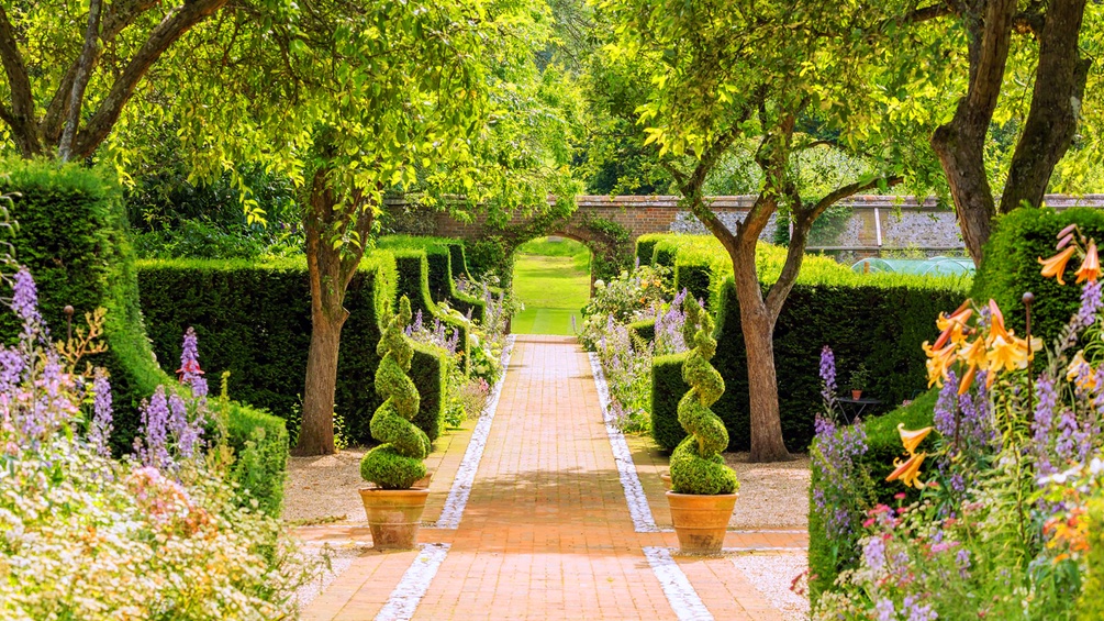 Garsington Opera in England