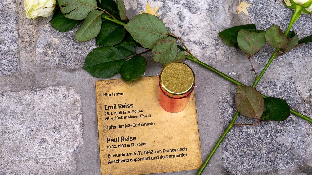 Stolperstein für die Brüder Emil und Paul Reiss, die in Mauer-Öhling ermordet wurden.