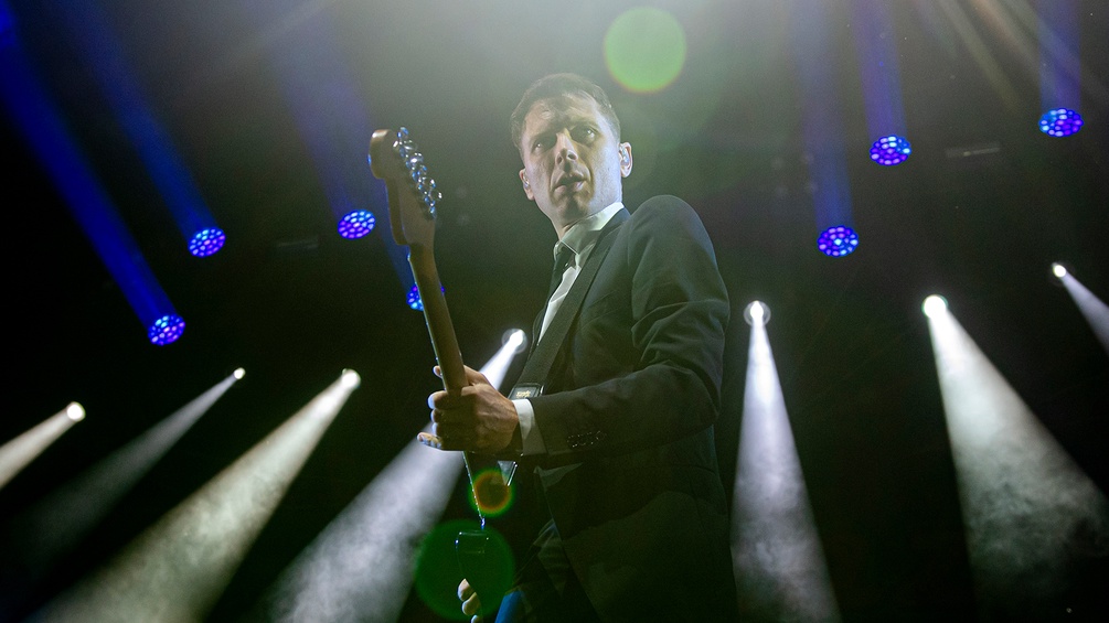 AP/DAVID TANECEK Alex Kapranos, Franz Ferdinand