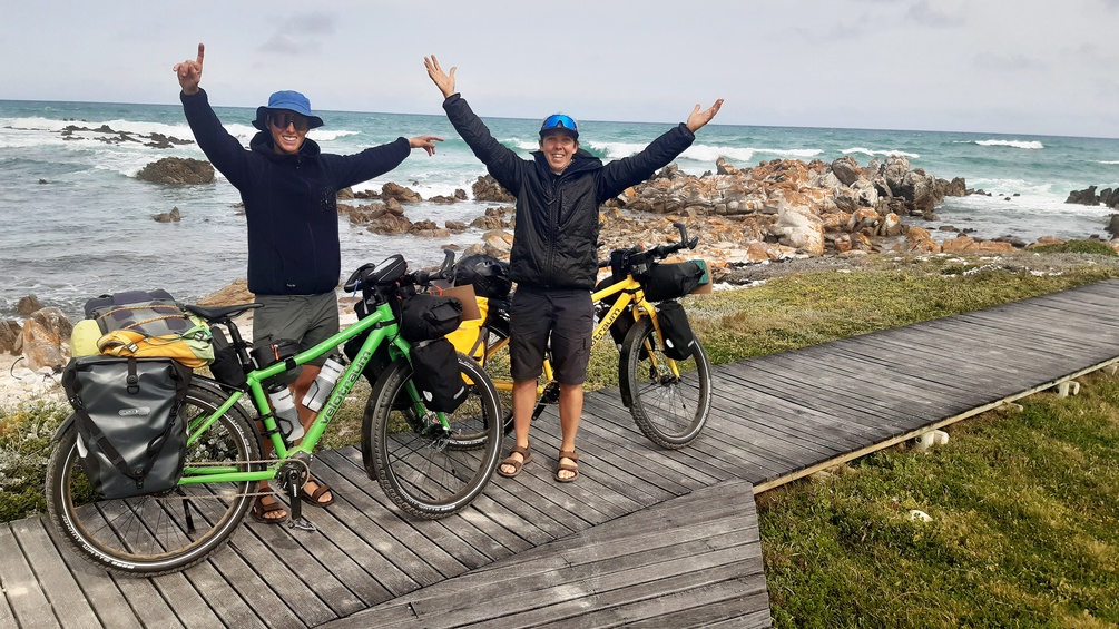Johanna und Tanja per Rad von Südafrika nach Österreich