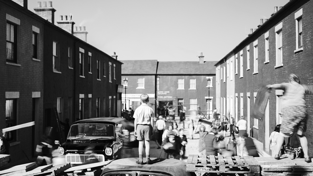 2021 FOCUS FEATURES, LLC. Filmstill, "Belfast"