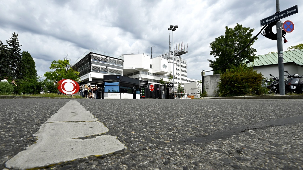 Straße und das ORF-Zentrum
