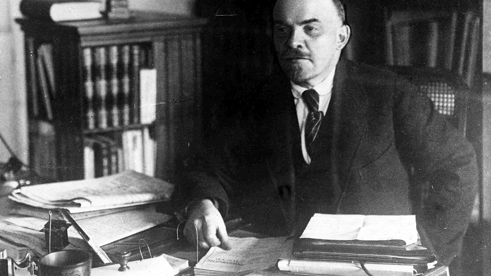 Lenin Flammenwerfer der Revolution (4) DO 18 01 2024 905 oe1