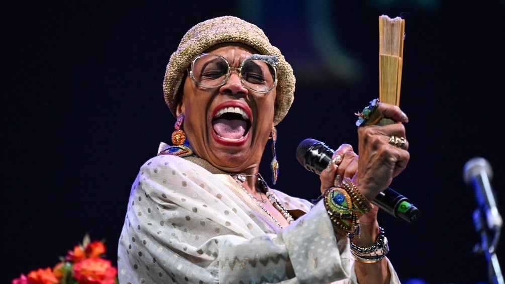 Dee Dee Bridgewater