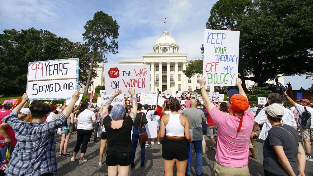 Frauen protestieren in Mongomery, Alabama