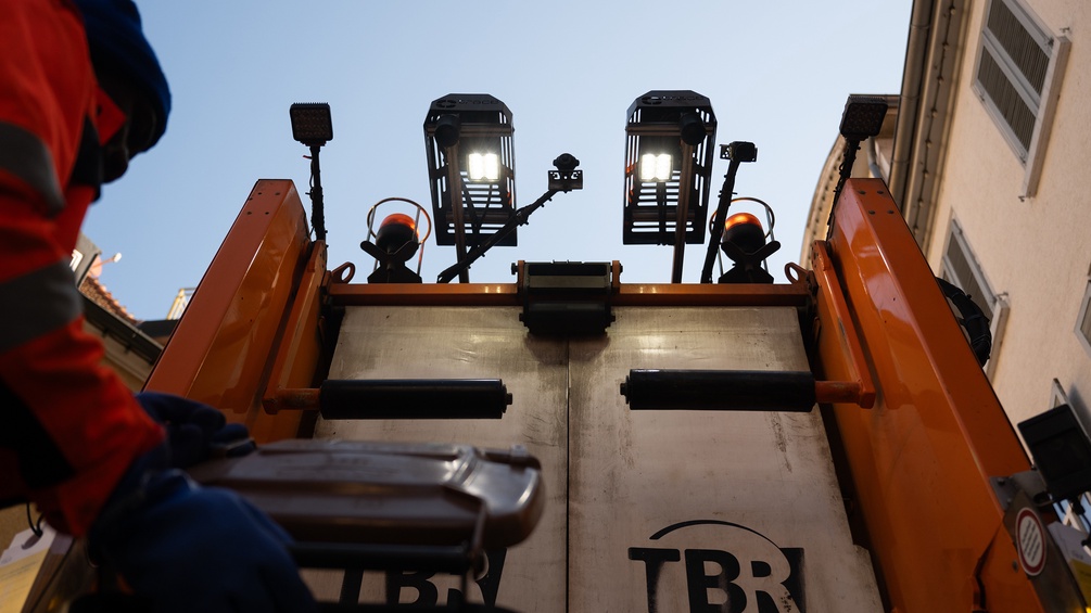 Müllanlage mit Kameras