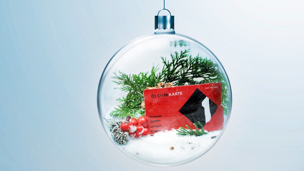 ORF Ö1 Kreditkarte in einen Weihnachtskugel