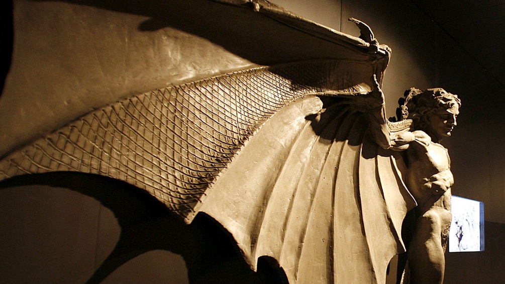 Fledermausflügelartiges Modell nach einer Skizze von Leonardo Da Vinci