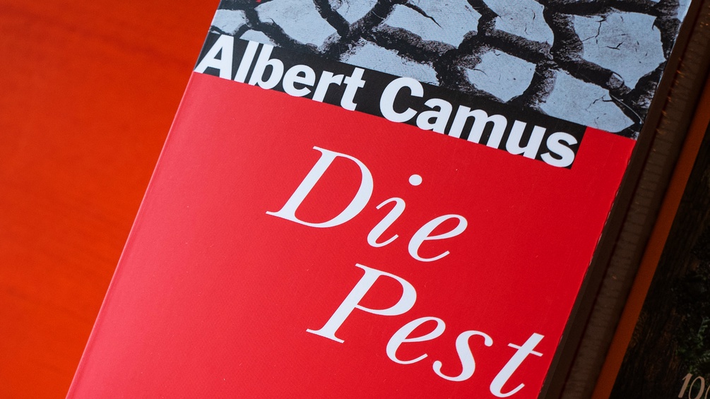 Das Buchvover von "die Pest" von Albert Camus.