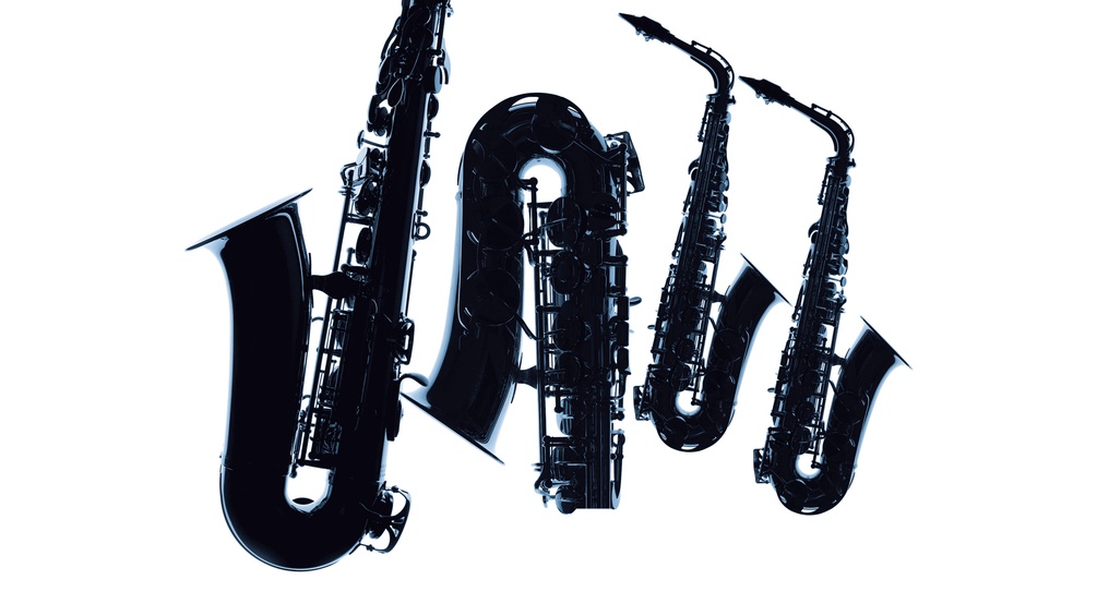 Saxofone formen das Wort "Jazz"