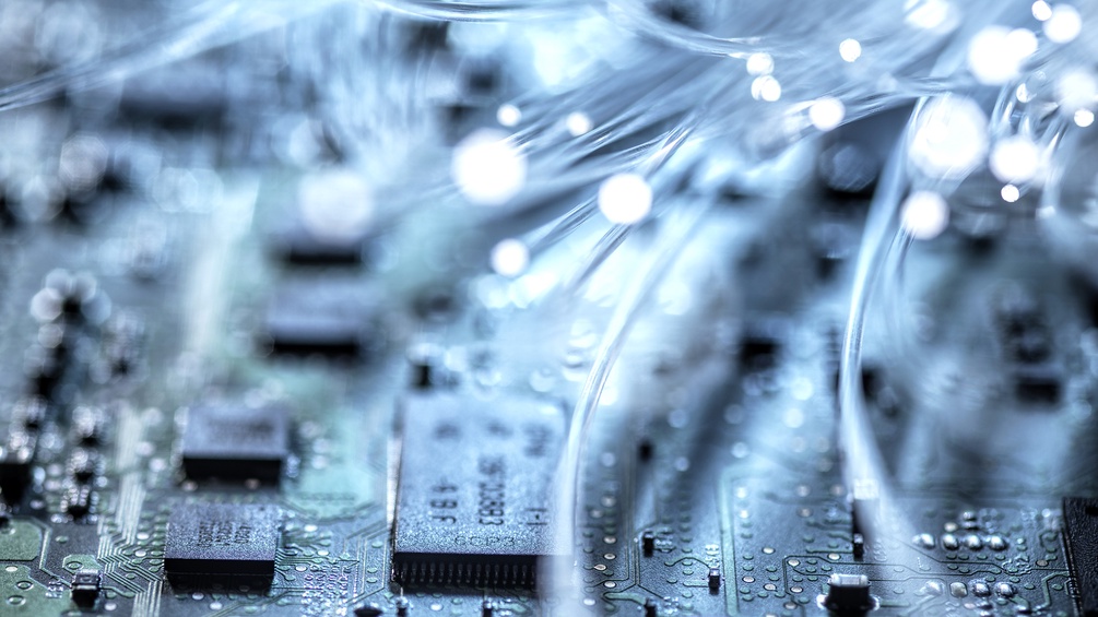 Platine, Glasfaserkabel