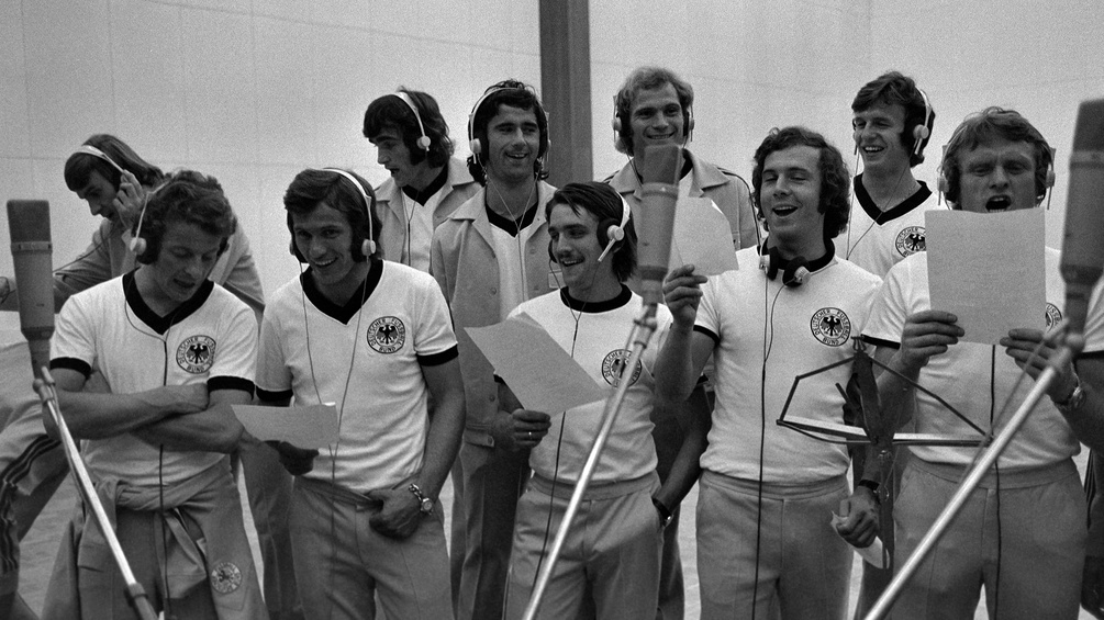 Die deutsche Nationalmannschaft bei Plattenaufnahmen, 1973