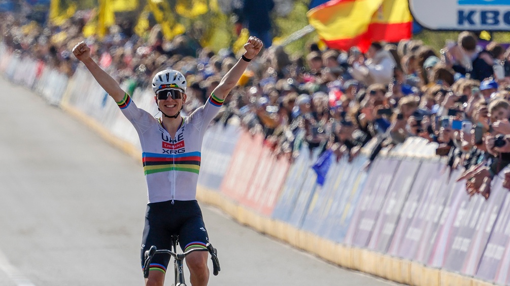 Tadej Pogacar gewinnt Flandern-Rundfahrt 2026